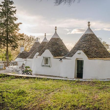 19 Secolo - Trulli Con Foresta, Bici E Barbecue Чистернино Экстерьер фото