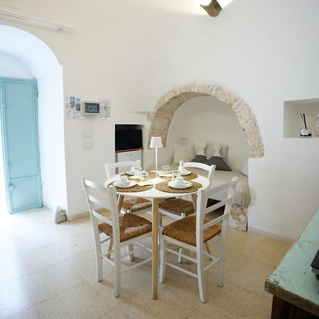 19 Secolo - Trulli Con Foresta, Bici E Barbecue Чистернино Экстерьер фото